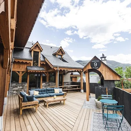 De Prestige Pyreneen, 3 Min Des Telecabines *