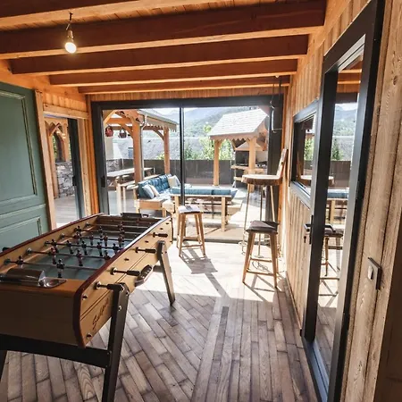 De Prestige Pyreneen, 3 Min Des Telecabines Vignec