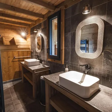 Chalet De Prestige Pyreneen, 3 Min Des Telecabines