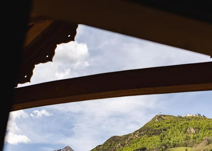 De Prestige Pyreneen, 3 Min Des Telecabines شاليه *